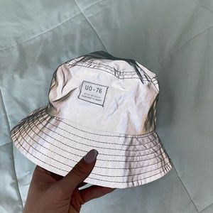 Reflective bucket hat